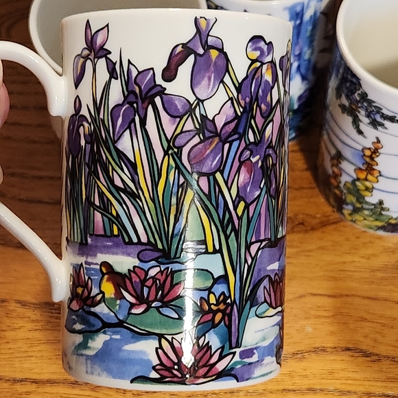 Dunoon Scotland Mugs Helen Sandiford Tiffany Stained Glass Iris Daffodil Floral - Picture 4 of 14